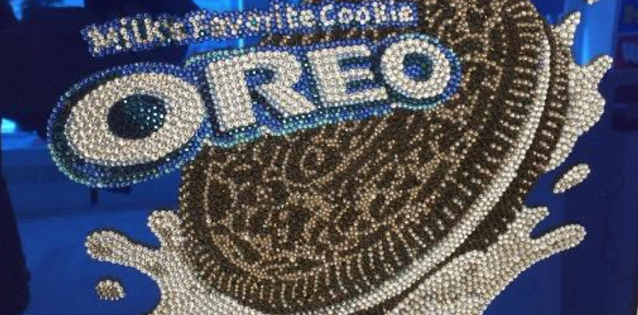 DIAMONDOCITY: SWAROVSKI CRYSTALS ART